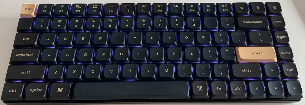 The Keychron K3 Max with the Knight keycap set